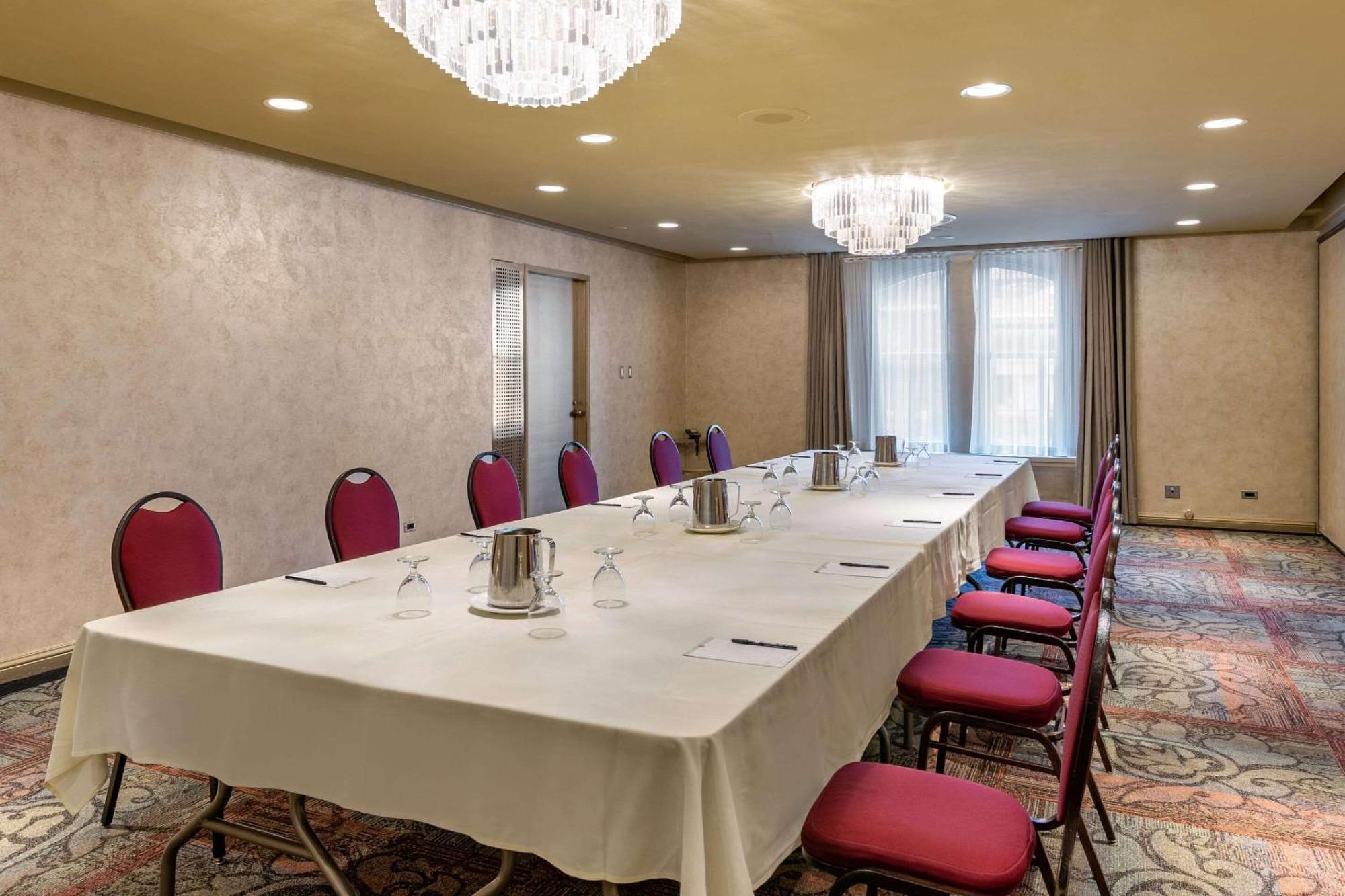 The Fort Garry Hotel Spa And Conference Centre, Ascend Hotel Collection Winnipeg Eksteriør bilde